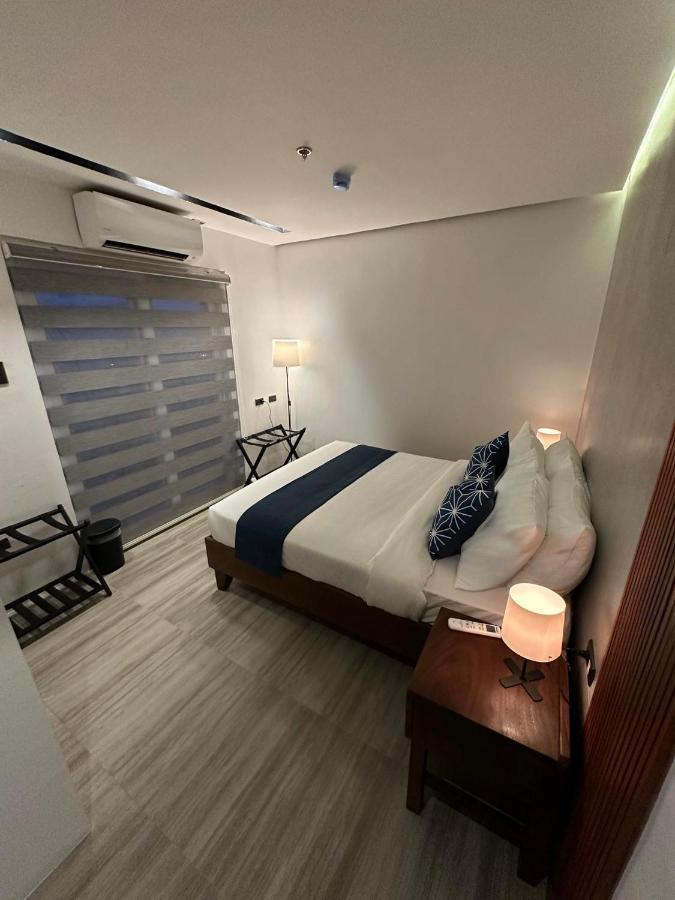Coron 180 Hotel Exterior photo